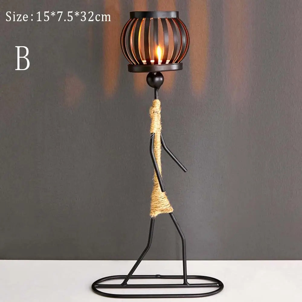 Candelabro Metálico Nórdico – Escultura Abstracta de Personaje Hecha a Mano