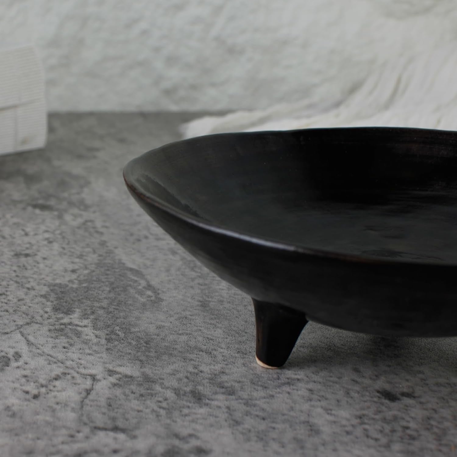 Bowl Decorativo de Cerámica con Patas