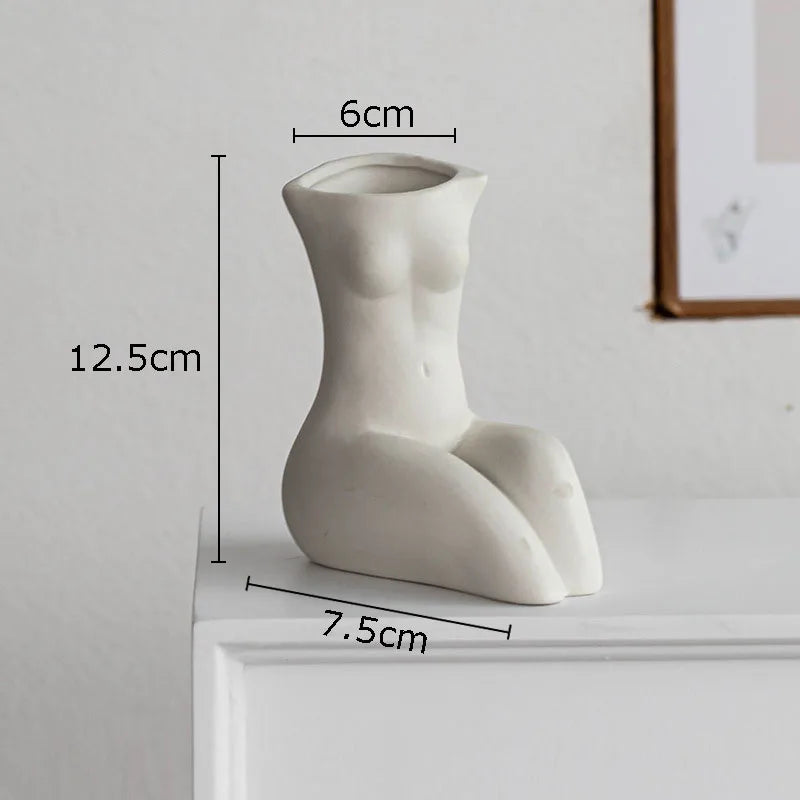Florero de Cerámica Forma Cuerpo Humano – Decoración Nórdica y Arte para Hogar