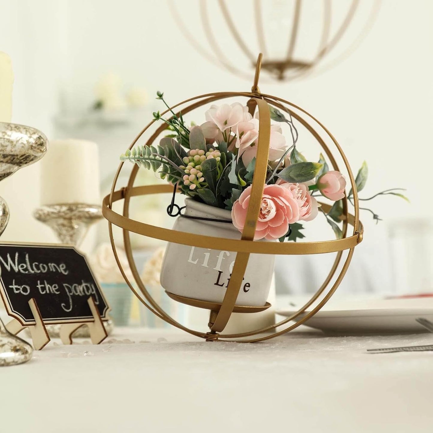 Esfera Geométrica Colgante de Hierro Dorado 63 cm – Porta Florero Decorativo Plegable