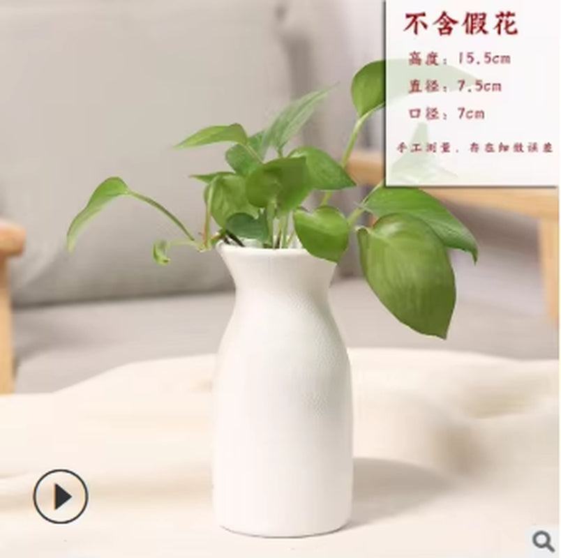 Florero de Cerámica Japonesa Nórdica Blanco/Negro Mate – Hecho a Mano, Estilo Zen
